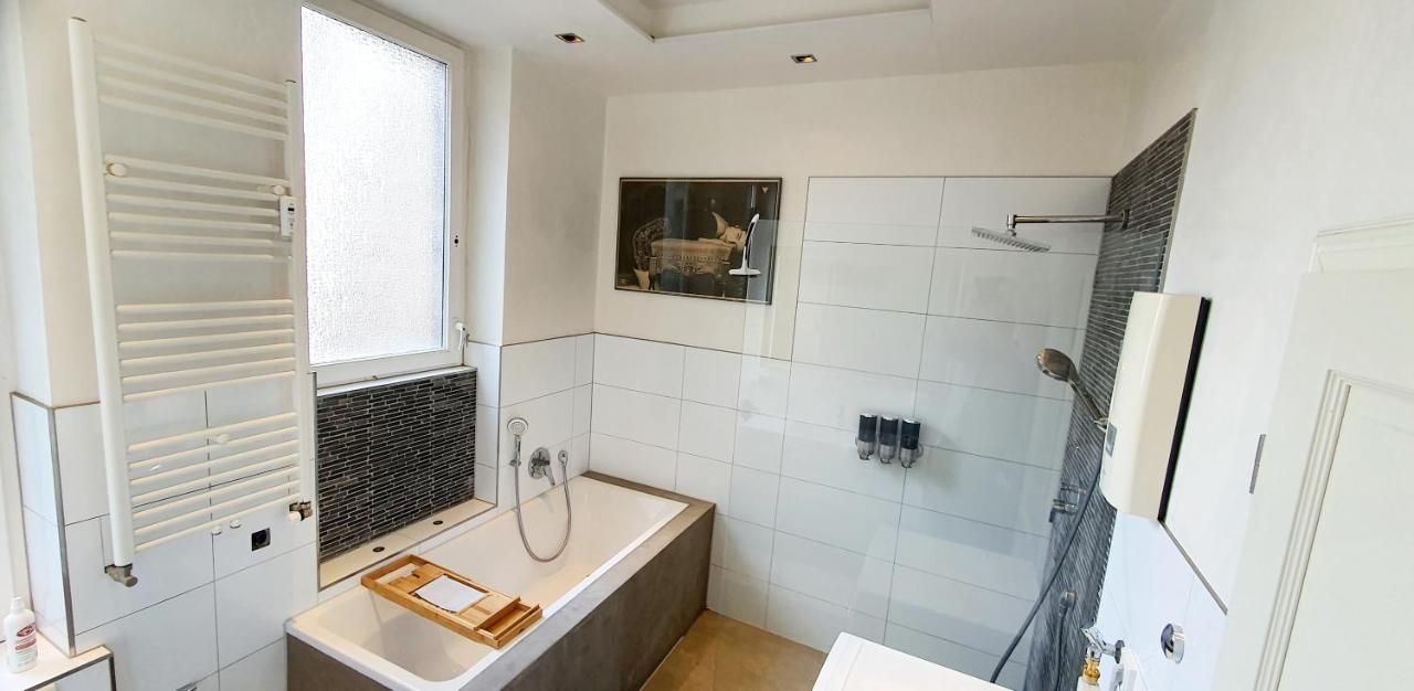 Sonniges Zimmer Mit Balkon Im Herzen Mannheims Buitenkant foto
